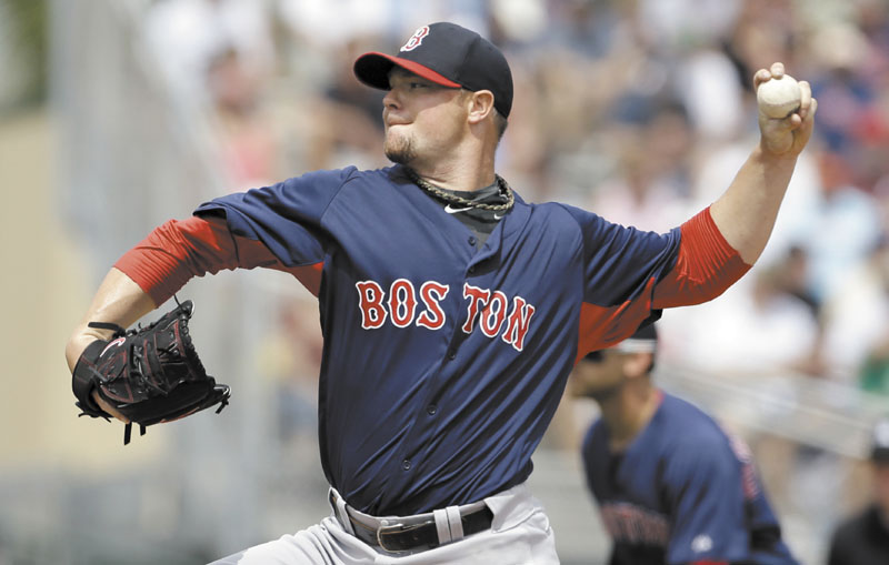 Lester accused of foreign substance on glove in Series opener