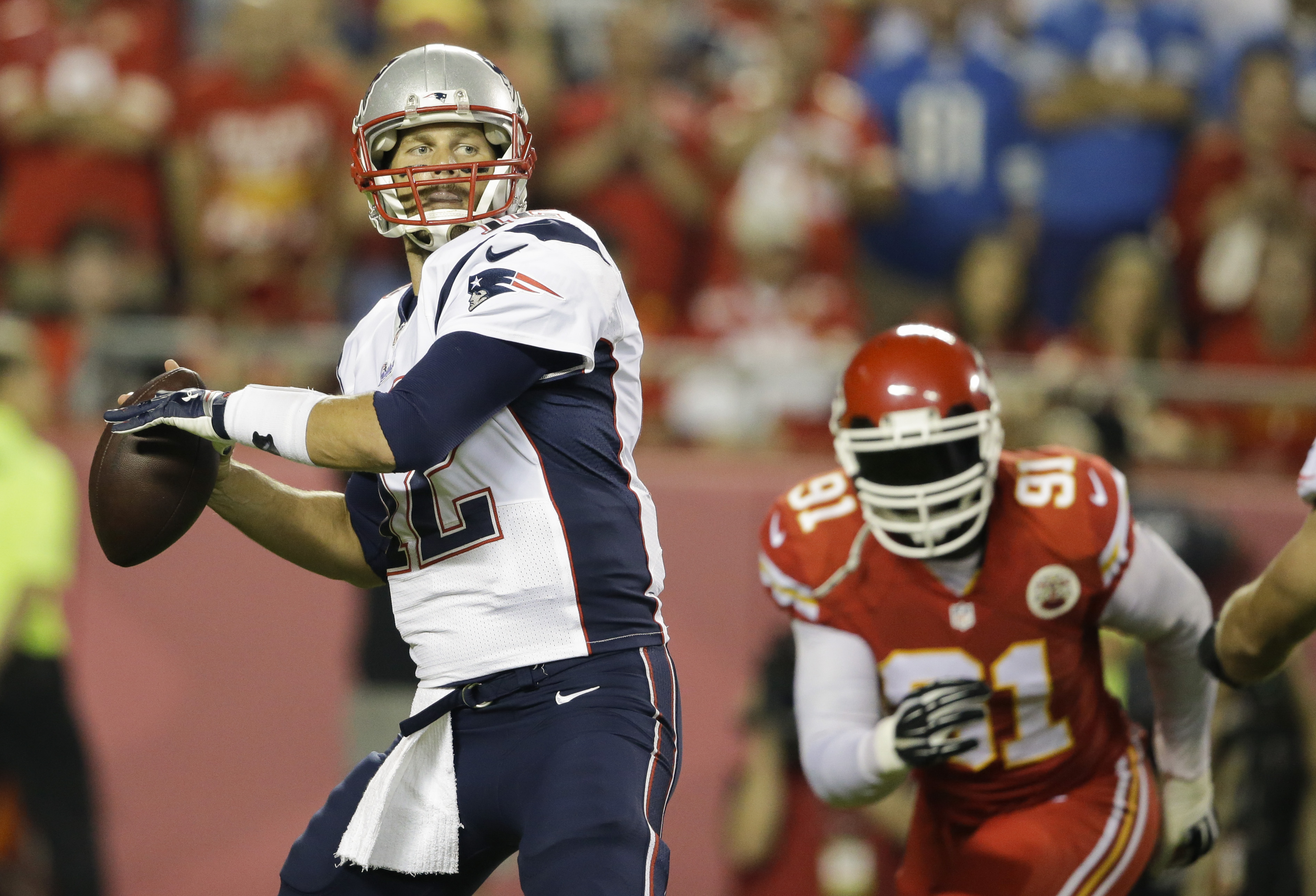 Brady Struggles As Chiefs Rout Patriots 41-14