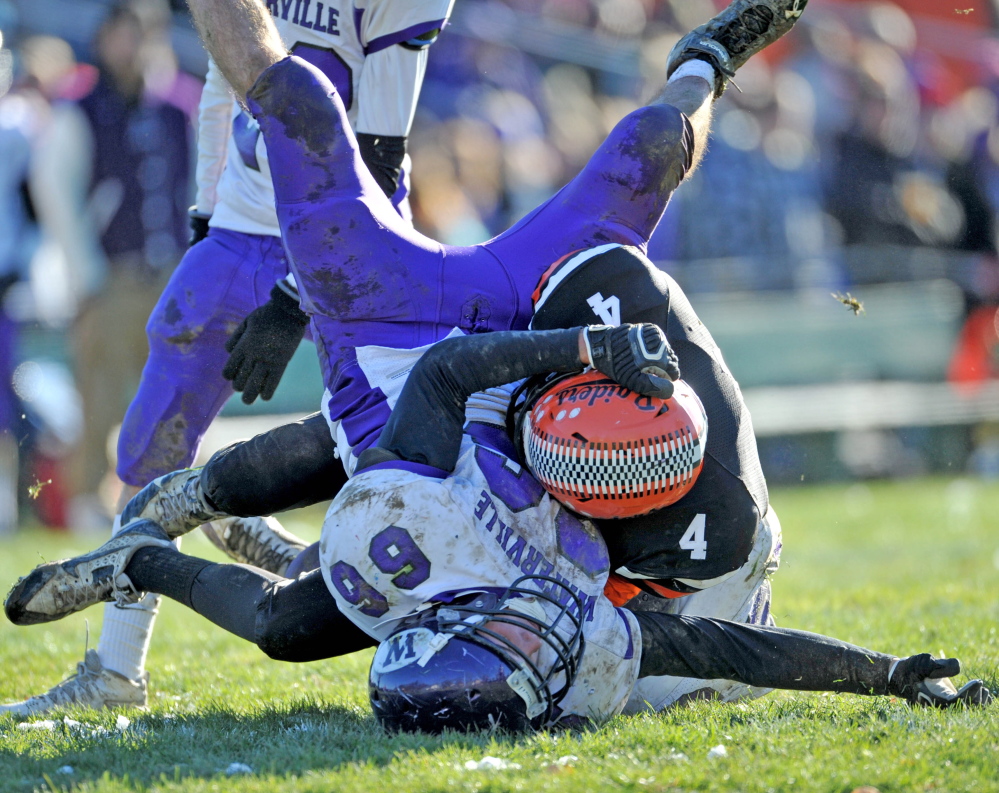 Winslow s Chenard throws nine passes for team s Eastern C title win