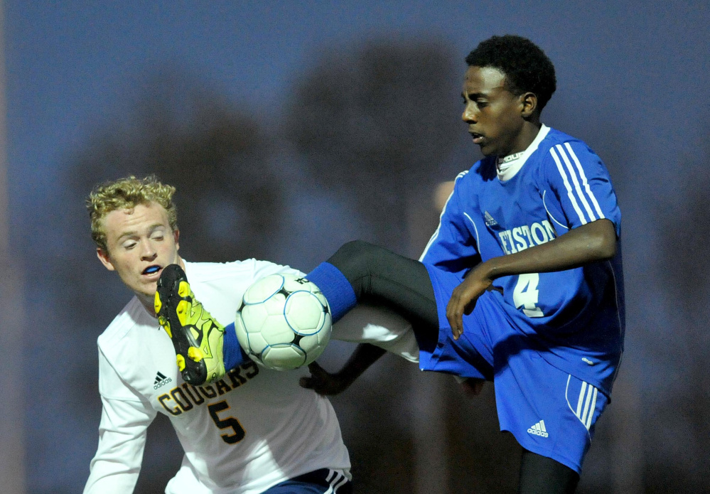 BOYS' SOCCER: Tucker to play soccer for Blueboys