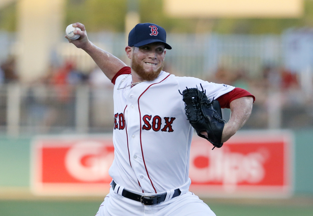 Craig Kimbrel back with Red Sox after infant daughter's surgery