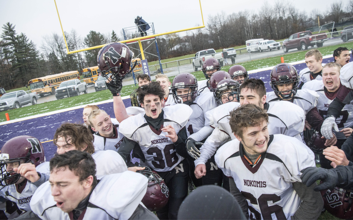 Nokomis stops Hermon for Class C North football championship