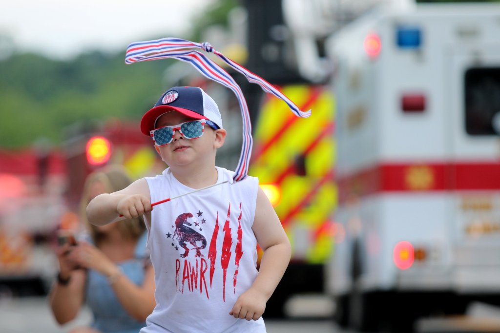 Central Maine 4th of July celebration draws thousands to Clinton