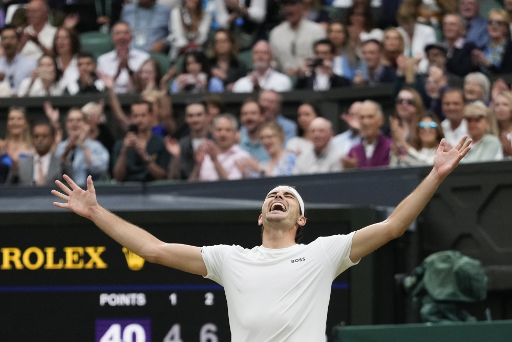 Taylor Fritz fights her way into the quarterfinals of Wimbledon